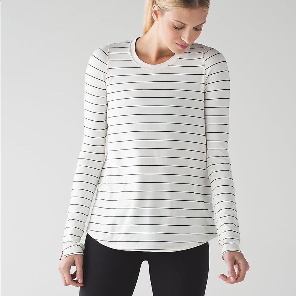 Lululemon Tuck and Flow Top Size 4 Slalom Stripe
